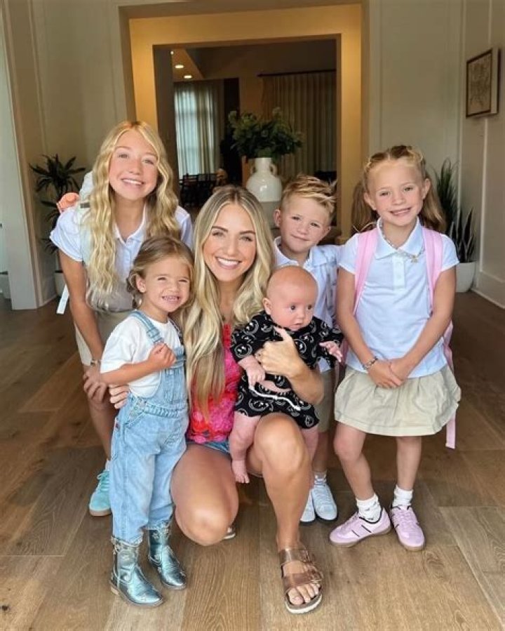Chloe Wepper Biography, Age, Height, Husband, Net Worth, Family