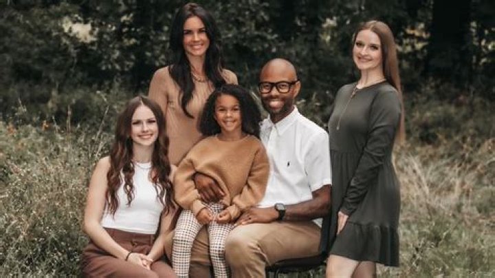 Dimitrious Stanley Biography, Age, Height, Wife, Net Worth, Family