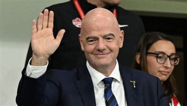 Gianni Infantino biografía, edad, altura, esposo, net worth, familia