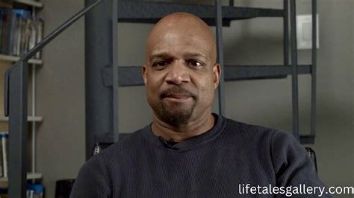 Haywood Jeffires Biography, Age, Height, Wife, Net Worth, Family