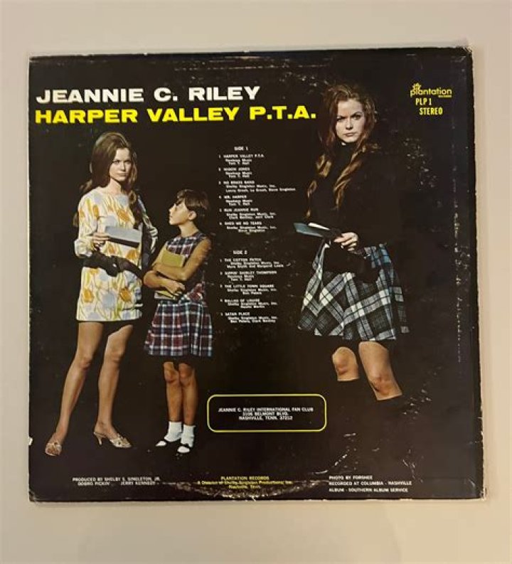 Jeannie C. Riley Biography, Age, Height, Husband, Net Worth, Family