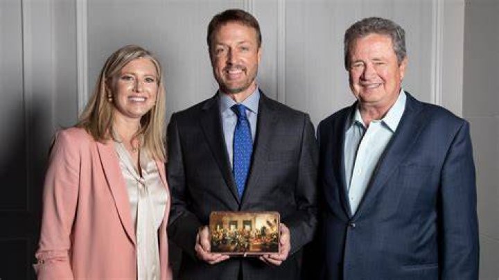 Jeff Broin Biography, Age, Height, Wife, Net Worth, Family