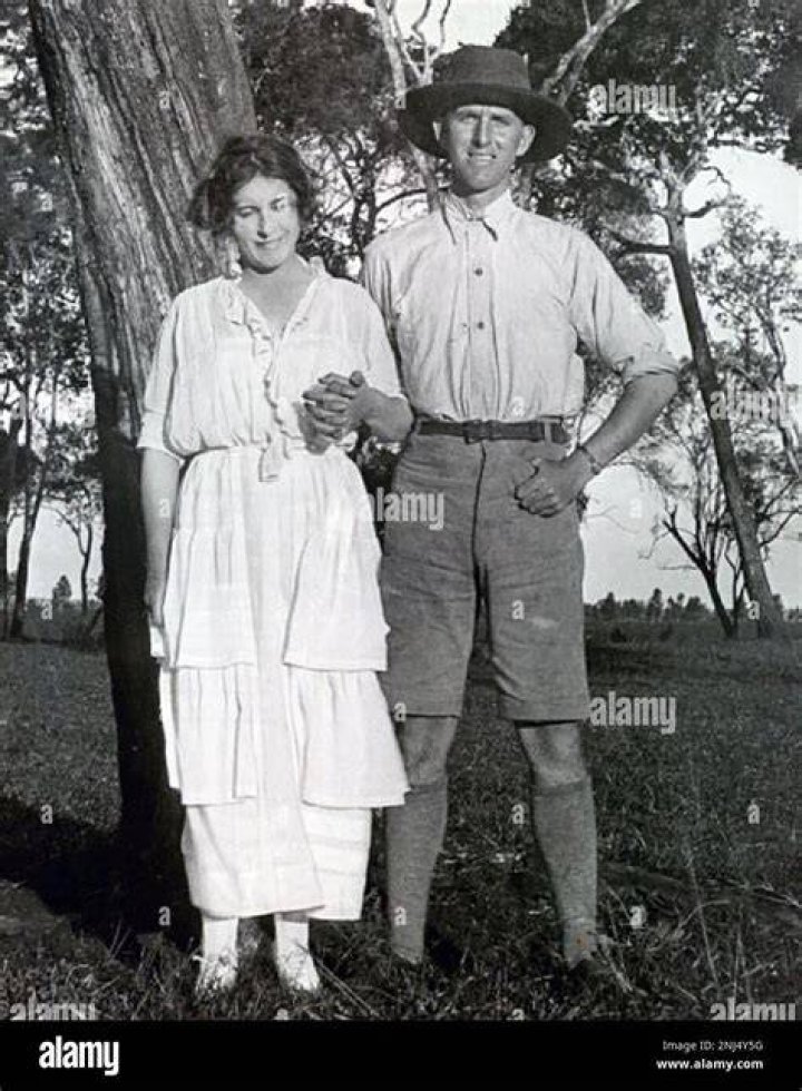 Karen Blixen Biography, Age, Height, Husband, Net Worth, Family
