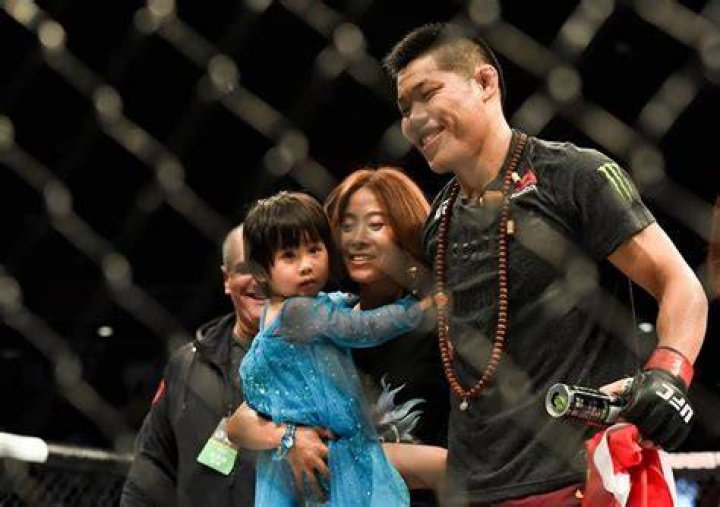 Li Jingliang Biography, Age, Height, Wife, Net Worth, Family