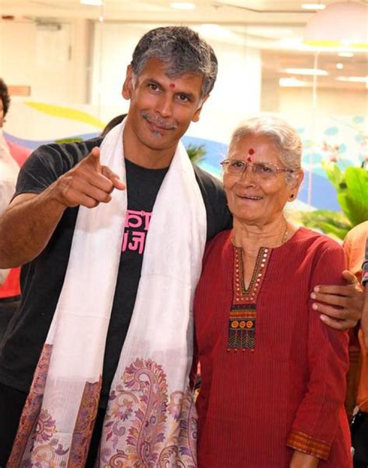 Milind Gadhavi Biography, Age, Height, Wife, Net Worth, Family