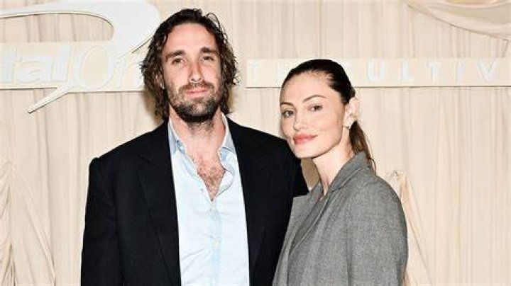 Phoebe Tonkin Biography, Age, Height, Husband, Net Worth, Family