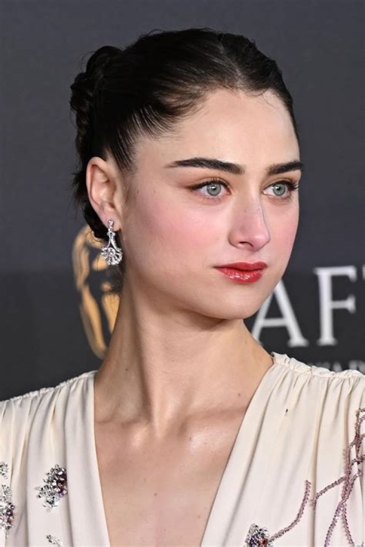 Raffey Cassidy Biography, Age, Height, Husband, Net Worth, Family