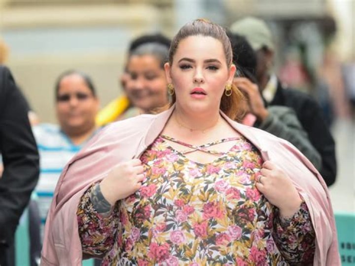 Tess Holliday Biography, Age, Height, Husband, Net Worth, Family