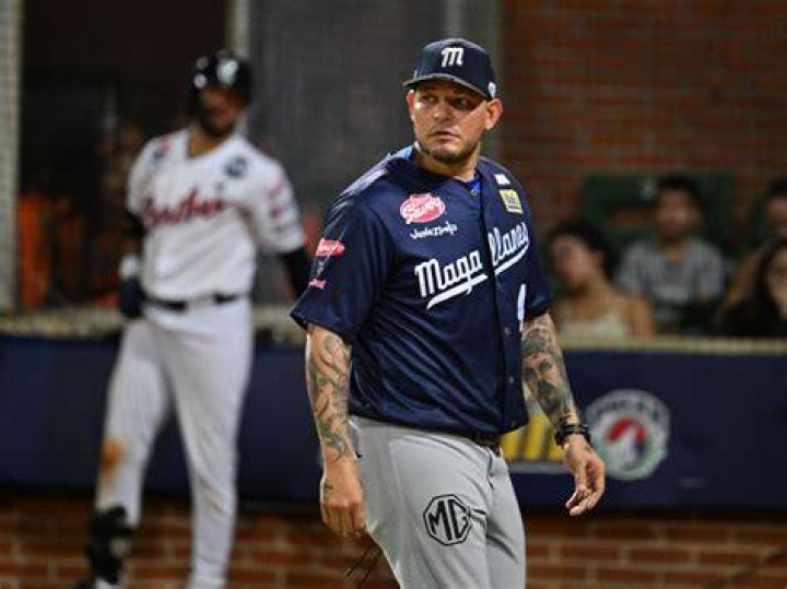 Yadier Molina biografía, edad, altura, esposo, net worth, familia